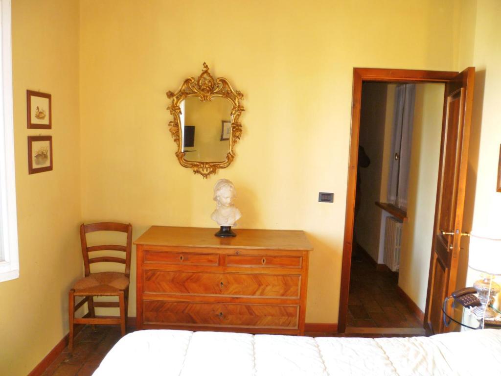 Locanda Di Villa Torraccia Pesaro Camera foto